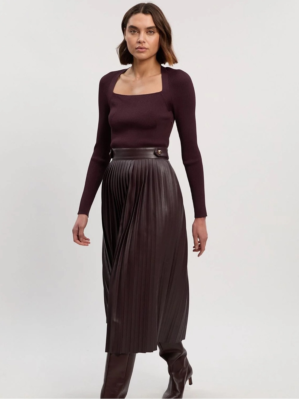 KARENMILLEN VISCOSE RIB PU MIX TAB DETAIL PLEATED KNIT MIDI DRESS